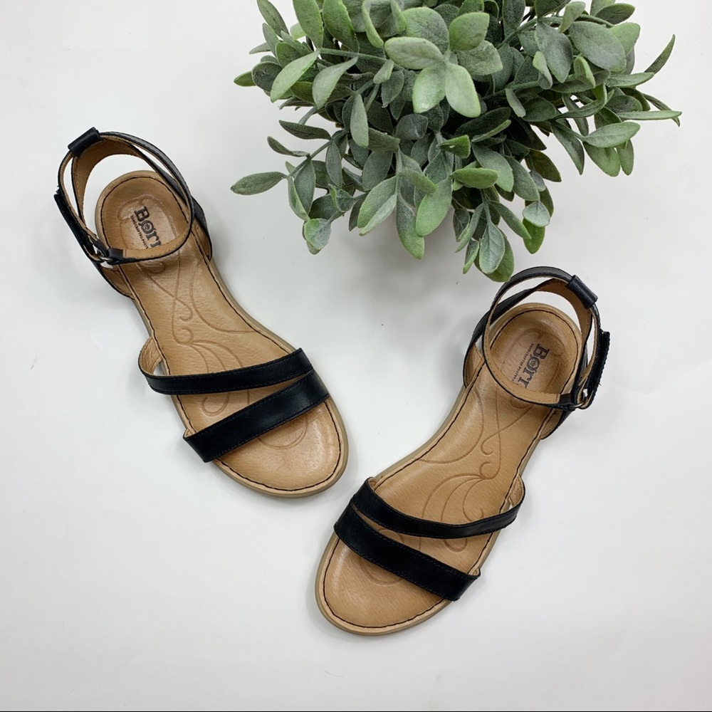 Born toe and ankle strap leather sandals